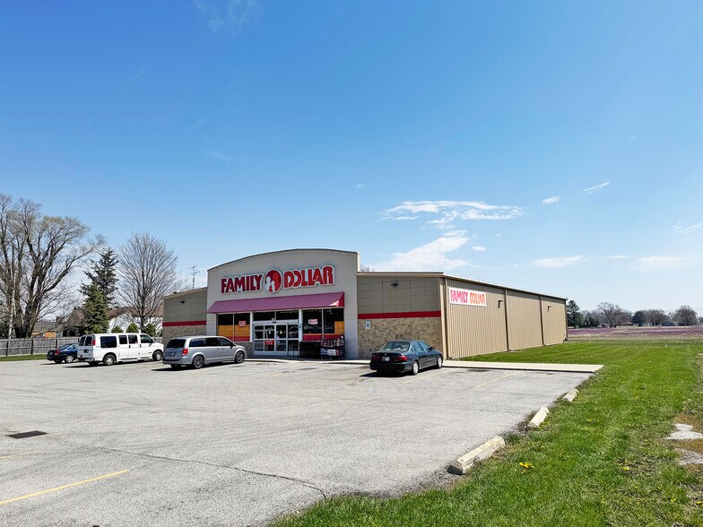 1155 Main St, Dunkirk, IN à louer - Photo du bâtiment - Image 3 de 3