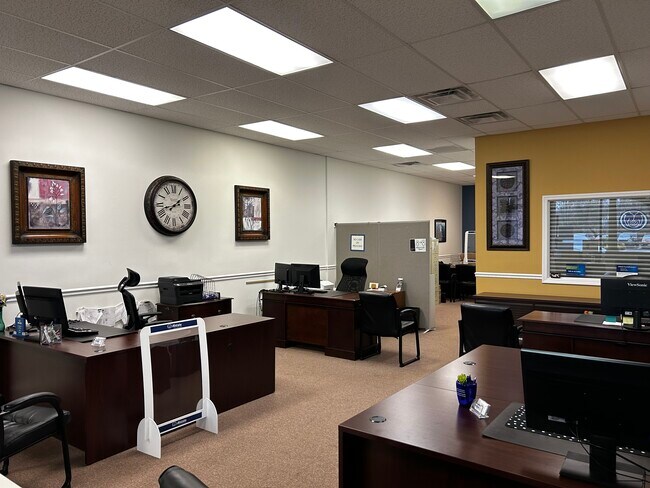 Plus de détails pour 2200-2228 US Highway 9, Howell, NJ - Bureau/Commerce de détail à louer