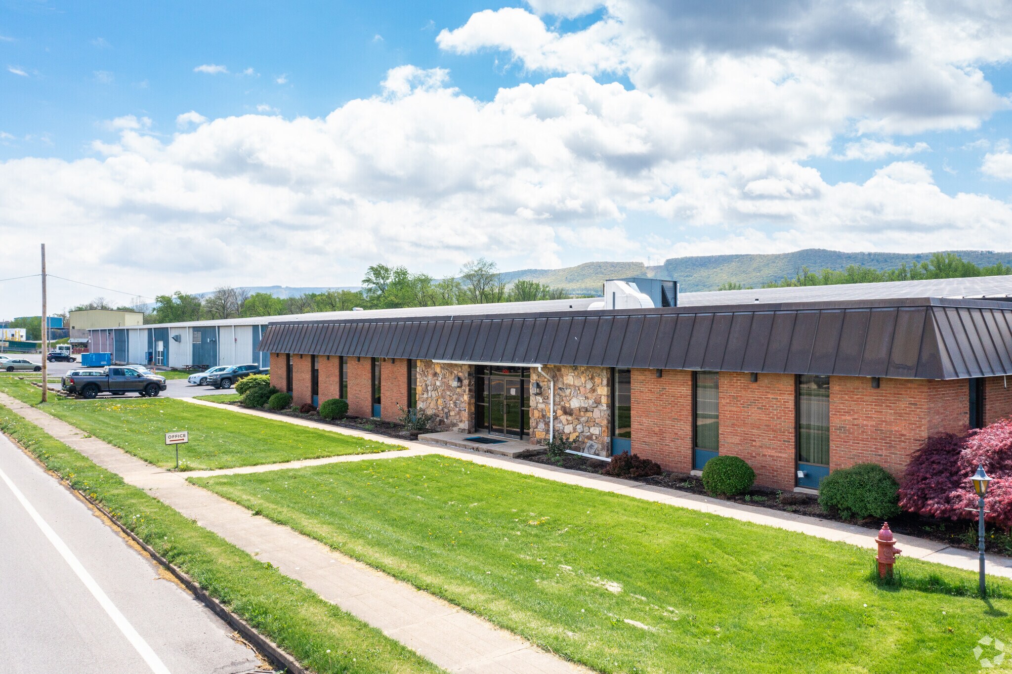 1501 W 3rd St, Williamsport, PA for lease Primary Photo- Image 1 of 36