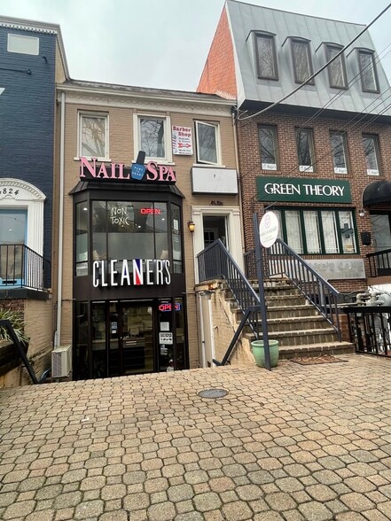 4826 MacArthur Blvd NW, Washington, DC for sale - Building Photo - Image 2 of 8