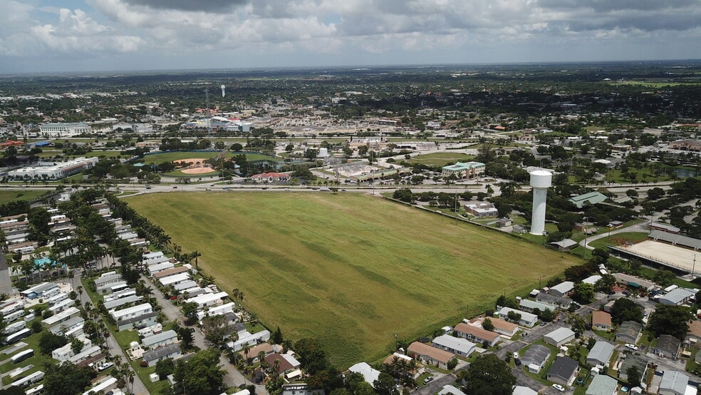 600 N Homestead Blvd, Homestead, FL for sale - Building Photo - Image 2 of 10