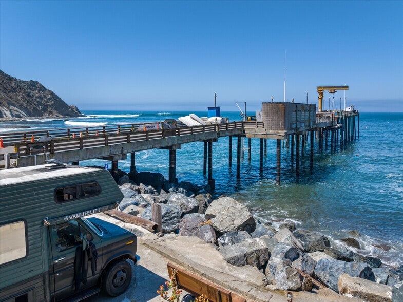 825 (AKA 45200) Port rd, Point Arena, CA for sale - Building Photo - Image 2 of 20