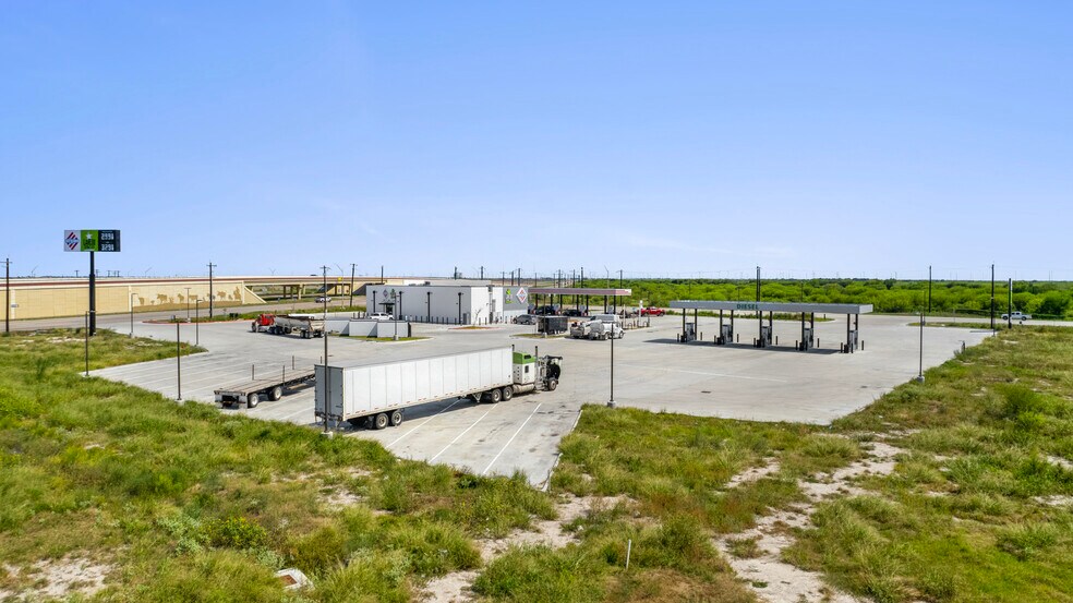 12475 Highway 188, Sinton, TX à vendre - Photo du bâtiment - Image 3 de 6