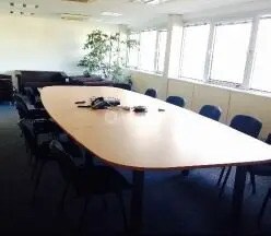 Bureau dans Aulnay-sous-Bois à louer - Photo du bâtiment - Image 3 de 5