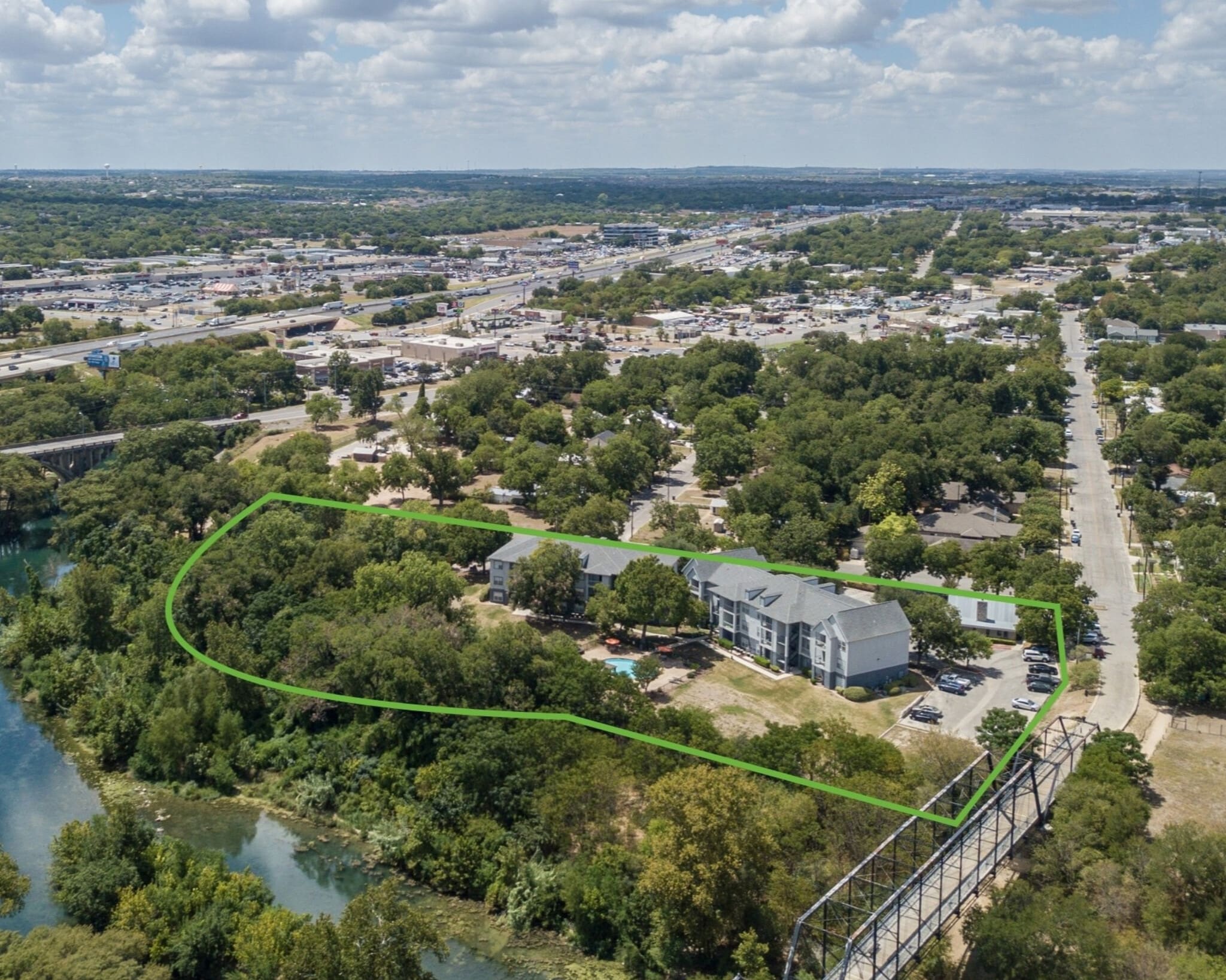 1045 Sanger Ave, New Braunfels, TX for sale Building Photo- Image 1 of 21