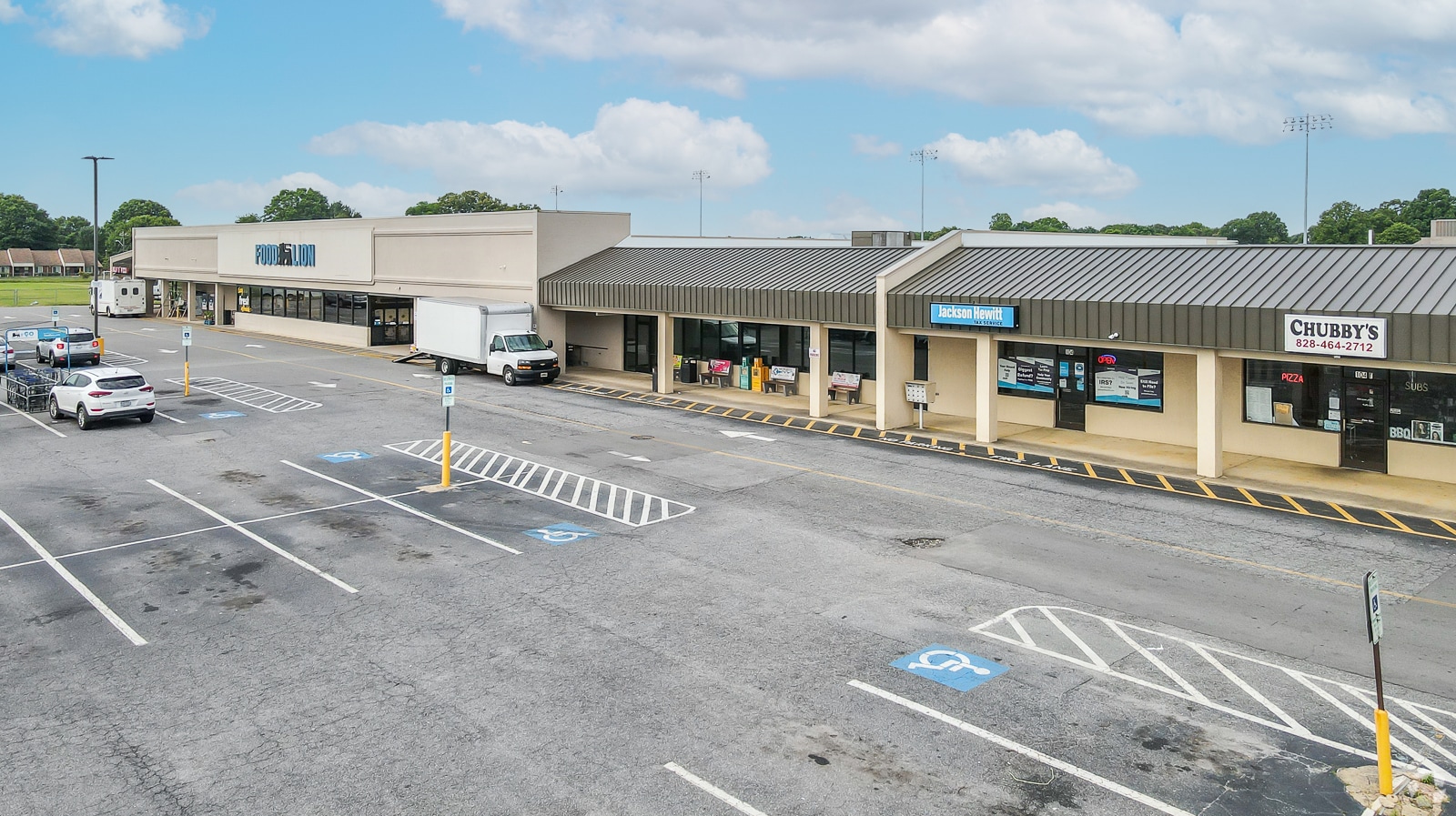 104 Thornburg Dr NE, Conover, NC for lease Primary Photo- Image 1 of 5