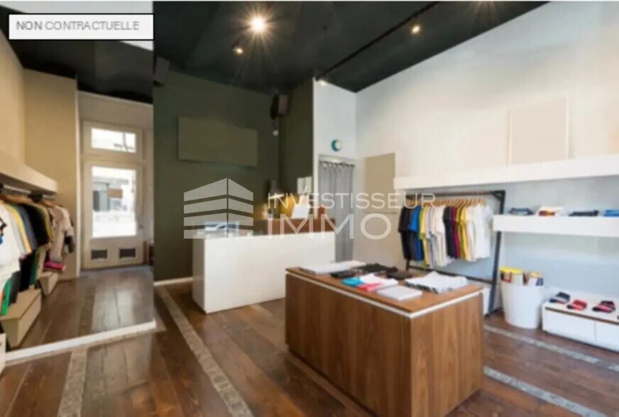 Retail in Paris for lease - Interior Photo - Image 1 of 4