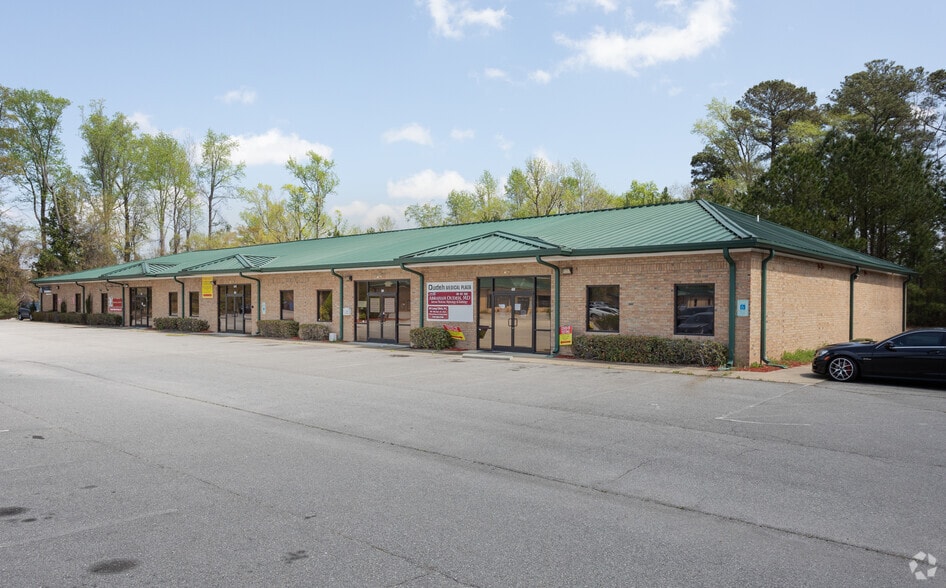721 Tilghman Dr, Dunn, NC for lease - Building Photo - Image 1 of 6