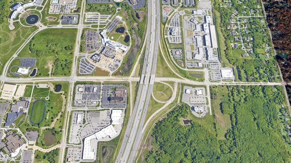 26300 Harvard Rd, Warrensville Heights, OH for lease - Primary Photo - Image 1 of 3