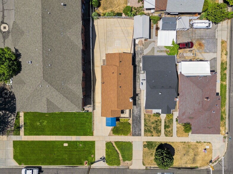 1872 S Main St, Salt Lake City, UT for sale - Building Photo - Image 2 of 9