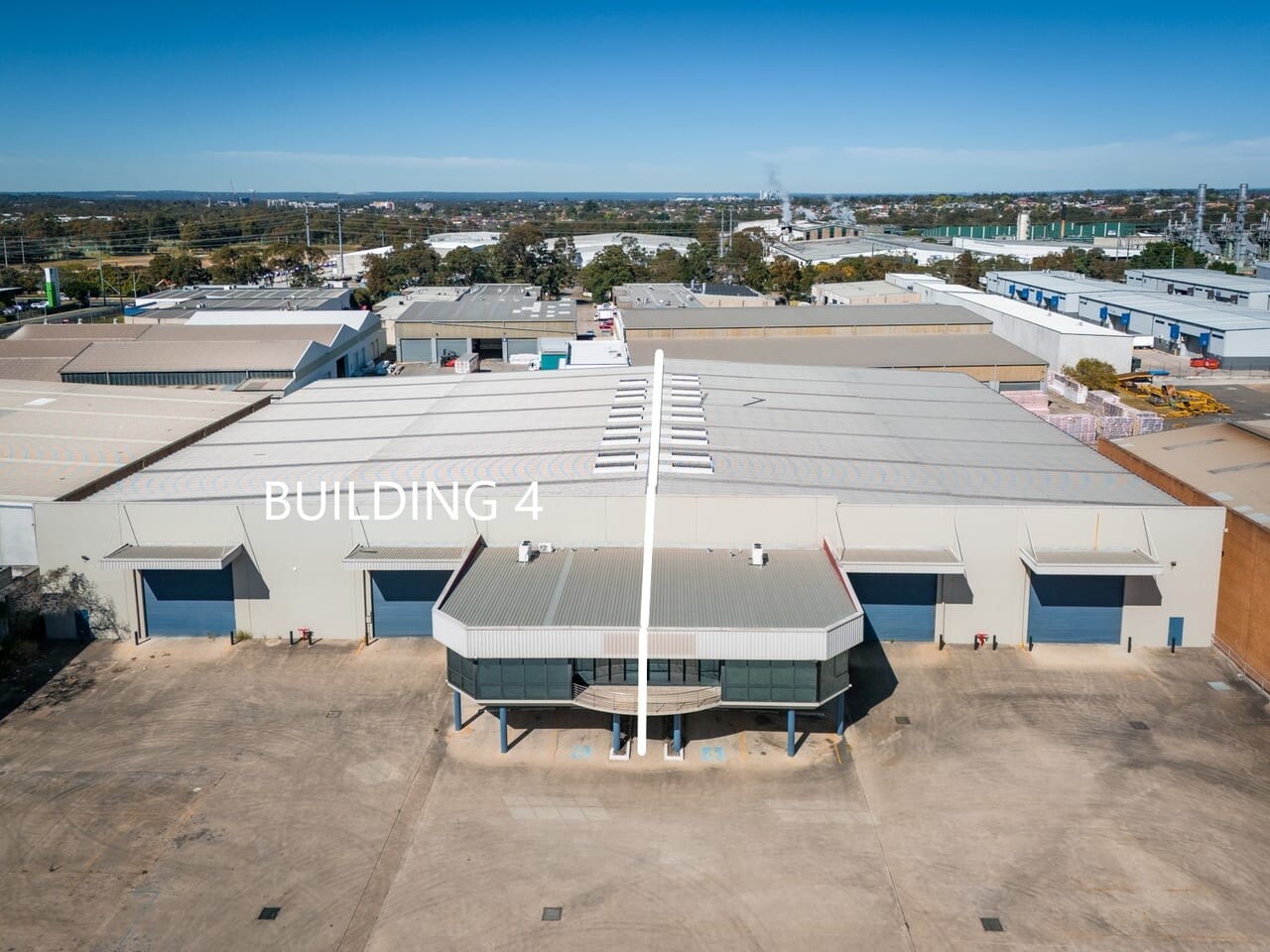120-122 Warren Rd, Smithfield for lease Building Photo- Image 1 of 2