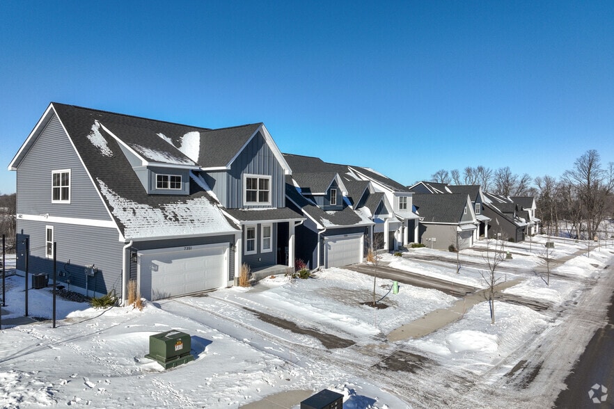 7343 Walnut Grove Ln N, Maple Grove, MN for sale - Building Photo - Image 2 of 5