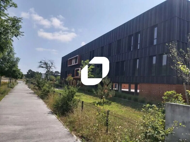 Commerce de détail dans Mérignac à louer - Photo du bâtiment - Image 3 de 18