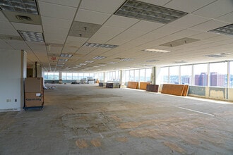 112 Washington Pl, Pittsburgh, PA for lease Building Photo- Image 1 of 1