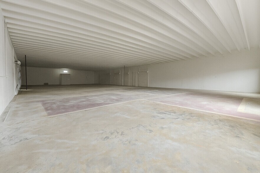 661 NE 42nd St, Deerfield Beach, FL à louer - Photo du bâtiment - Image 3 de 5