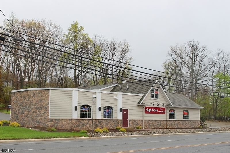 331 US Highway 46, Budd Lake, NJ à vendre - Photo du bâtiment - Image 1 de 1