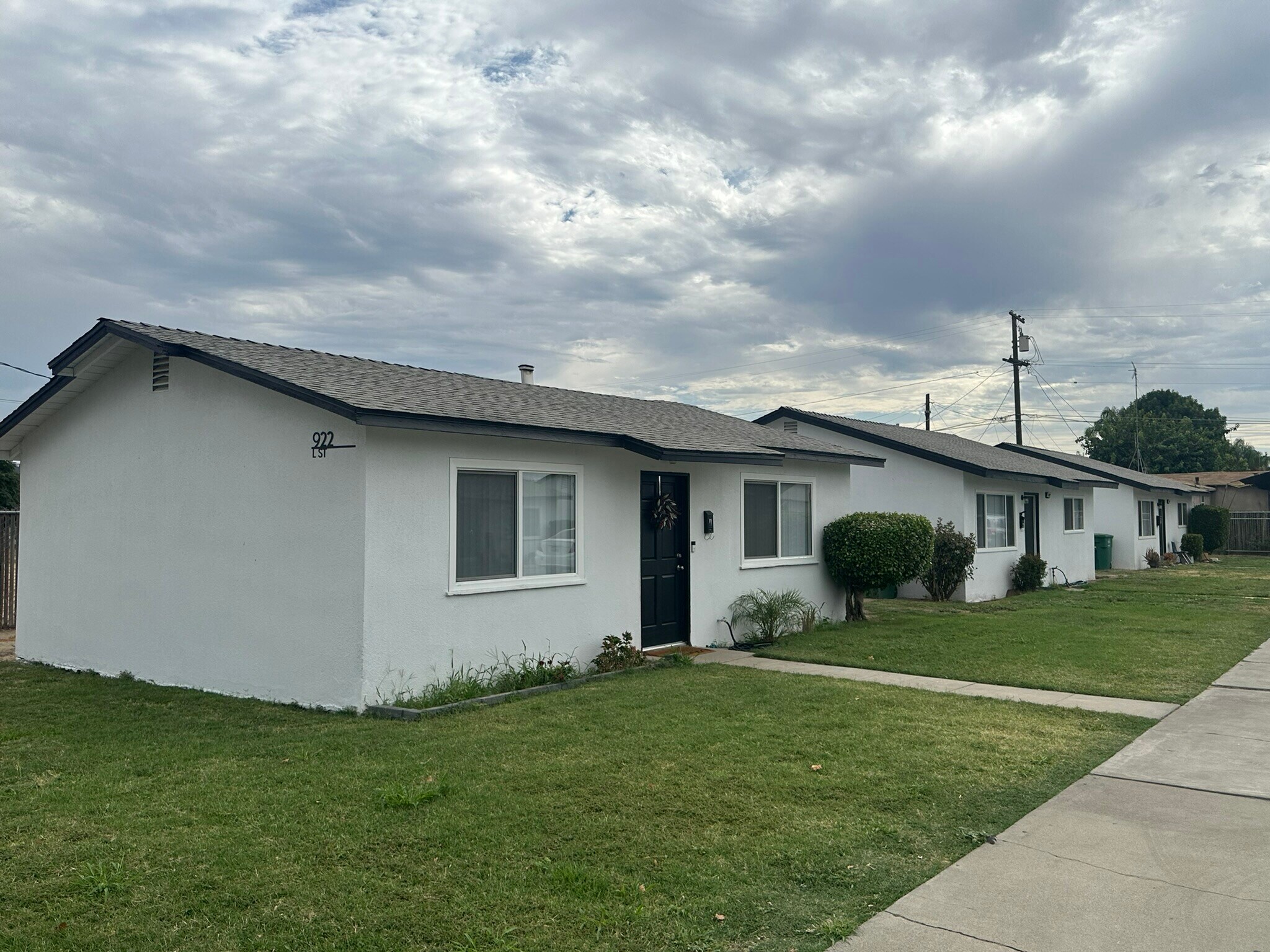 922 L St, Sanger, CA à vendre Photo du bâtiment- Image 1 de 11