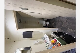 15 Belmont Rd, Belfast for lease Interior Photo- Image 1 of 6