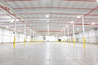 680 E John St, Markesan, WI for lease Interior Photo- Image 2 of 4