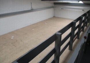 Manton Ln, Bedford à louer Photo intérieure- Image 1 de 2