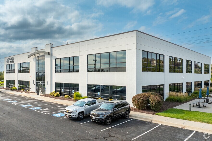 11010 Burdette St, Omaha, NE à louer - Photo du bâtiment - Image 2 de 25