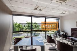 Industriel dans Villeneuve La Garenne à louer - Photo du bâtiment - Image 3 de 5