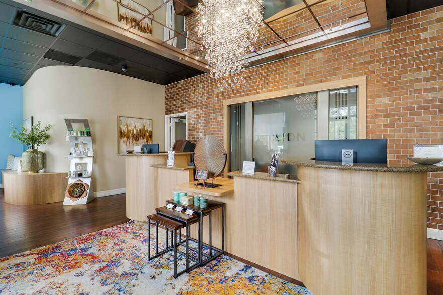 266 NW Peacock Blvd, Port Saint Lucie, FL à vendre - Photo du bâtiment - Image 1 de 20