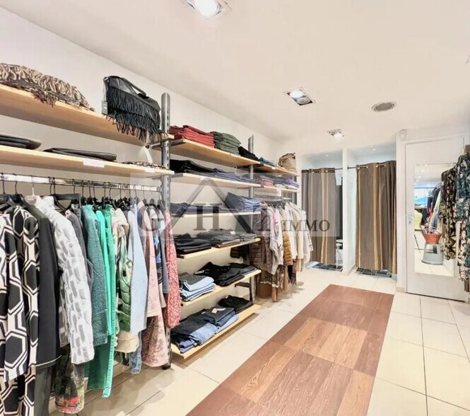 Commerce de détail dans Bourg-la-Reine à vendre - Photo intérieure - Image 2 de 4