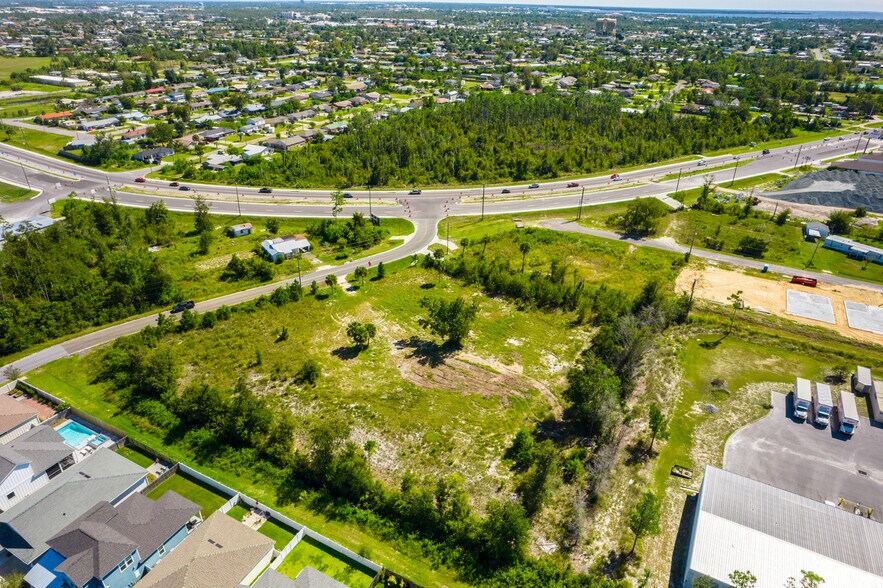 3716 Airport Rd, Panama City, FL à vendre - Photo principale - Image 1 de 18