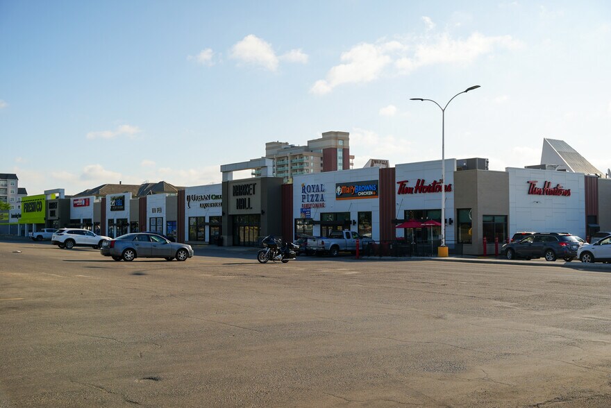2325 Preston Ave S, Saskatoon, SK à louer - Photo du bâtiment - Image 2 de 7
