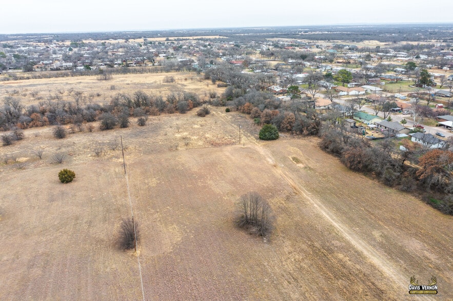 359 Hunt St, Clyde, TX à vendre - Photo du bâtiment - Image 2 de 13