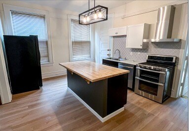 815 N Cass St, Milwaukee, WI à vendre - Photo intérieure - Image 2 de 12