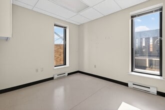 1111 Delafield St, Waukesha, WI for lease Interior Photo- Image 1 of 12