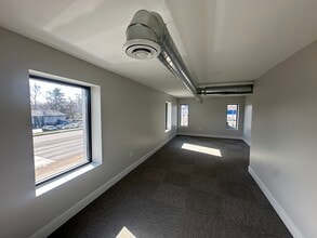 3408 S Westnedge Ave, Kalamazoo, MI à louer Photo du bâtiment- Image 2 de 8