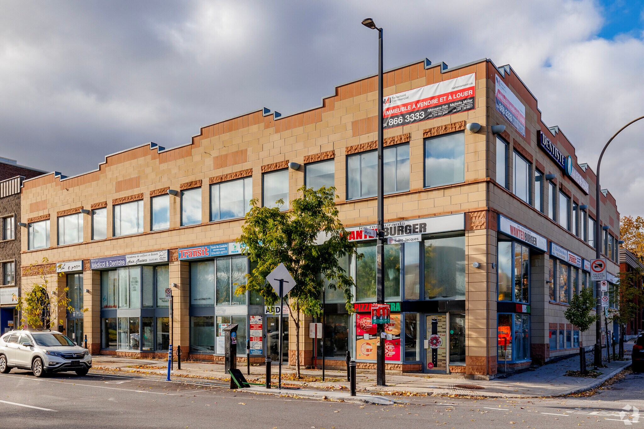 3171-3177 Rue Saint-Jacques, Montréal, QC for lease Primary Photo- Image 1 of 4