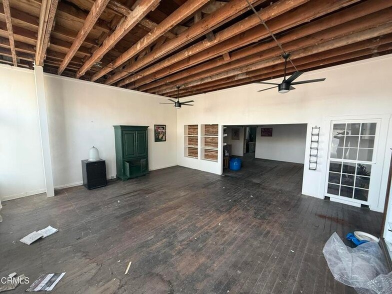 1020 E Main St, Santa Paula, CA for sale - Building Photo - Image 3 of 4