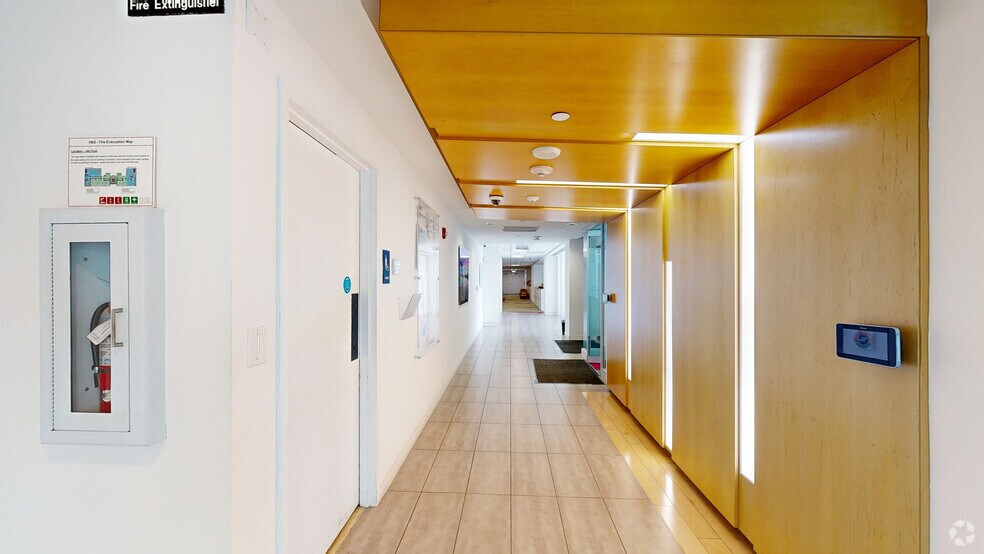 18001 Old Cutler Rd, Palmetto Bay, FL à louer - Photo intérieure - Image 3 de 25