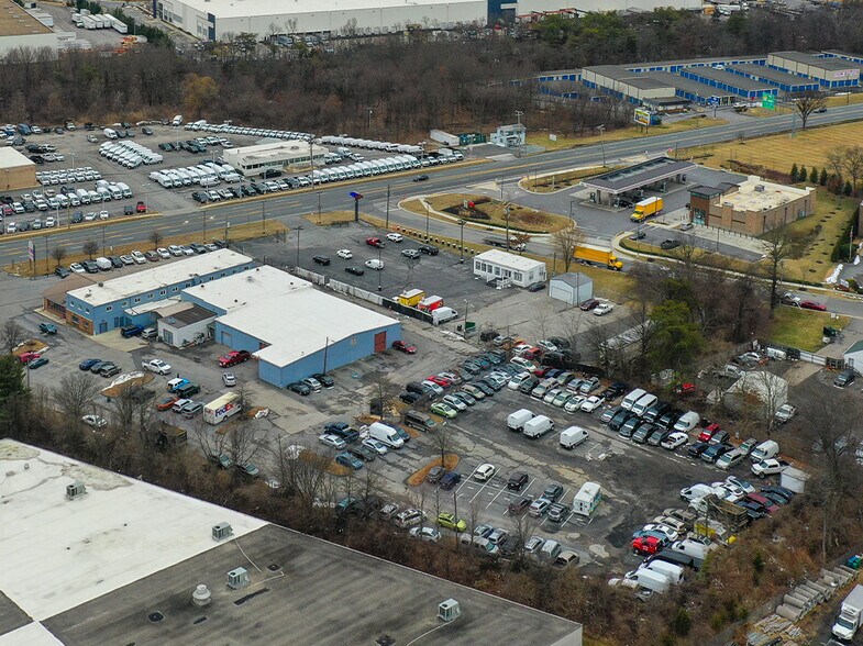 13400 Baltimore Ave, Laurel, MD à louer - Photo du bâtiment - Image 2 de 3