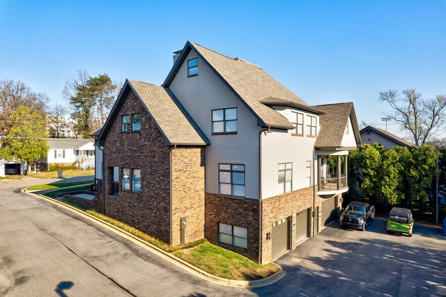 4624 Chambliss Ave, Knoxville, TN à vendre - Photo du bâtiment - Image 2 de 36