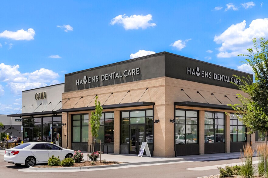 4871 Tower Rd, Denver, CO à vendre - Photo du bâtiment - Image 3 de 6