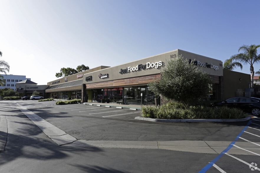 103 E 17th St, Costa Mesa, CA for sale - Building Photo - Image 2 of 32
