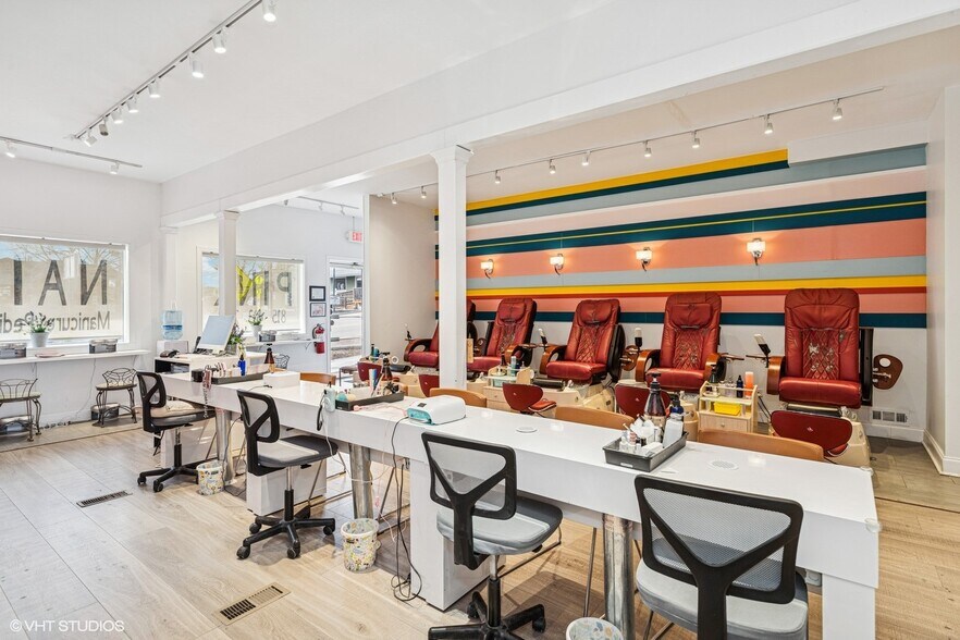 1224 N Green St, Mchenry, IL à vendre - Photo du bâtiment - Image 3 de 14