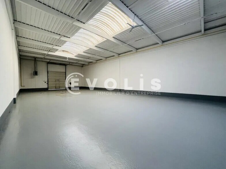 Office in Bonneuil-sur-Marne for lease - Interior Photo - Image 3 of 14