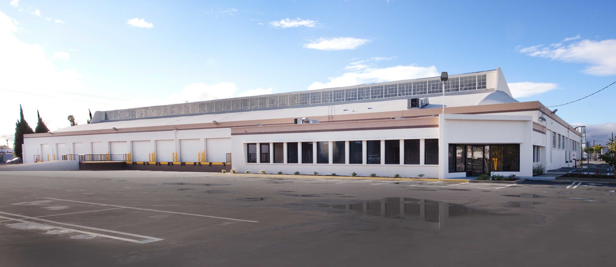 12900 Simms Ave, Hawthorne, CA for lease Primary Photo- Image 1 of 9