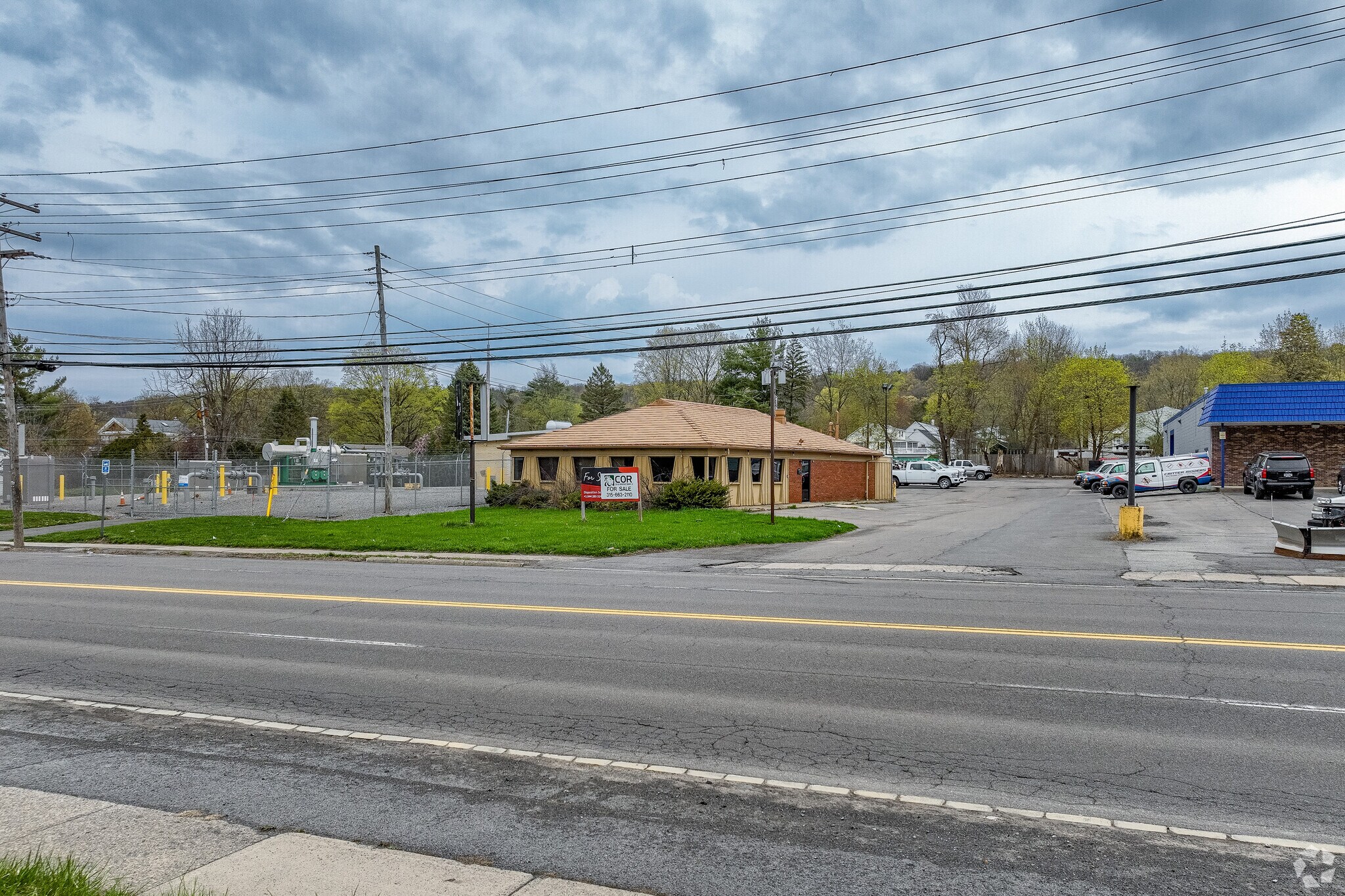 6313 S Salina St, Nedrow, NY à vendre Photo du bâtiment- Image 1 de 3