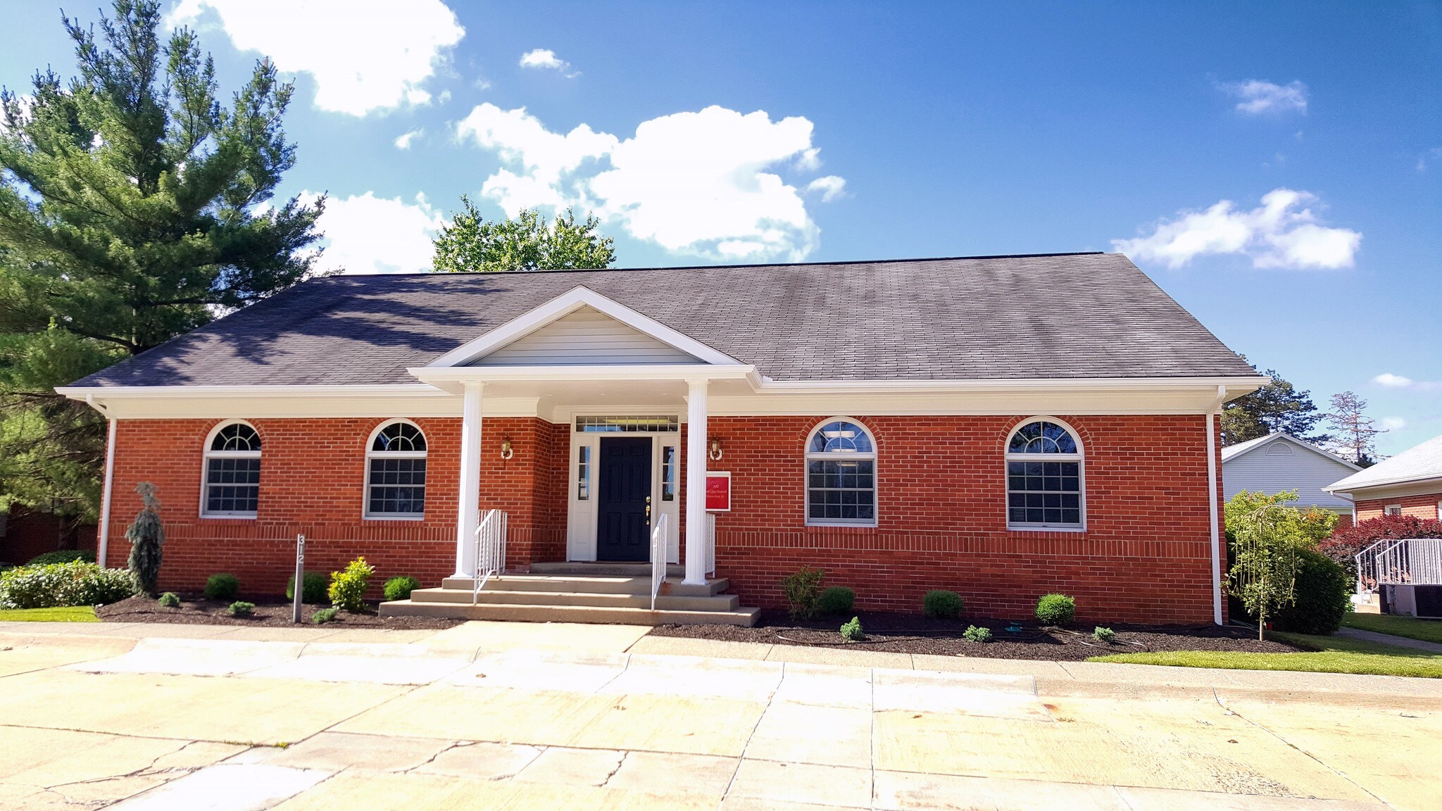 312 N Cleveland Massillon Rd, Akron, OH à louer Photo principale- Image 1 de 25