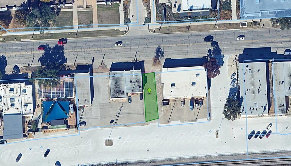 330 W Main St, Grand Prairie, TX à vendre - Photo principale - Image 1 de 1