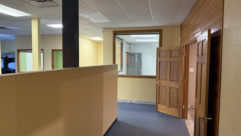5144-5174 College Corner Pike, Oxford, OH for lease - Interior Photo - Image 3 of 19