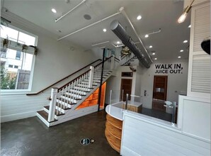 5808 Magazine St, New Orleans, LA for sale Interior Photo- Image 1 of 16
