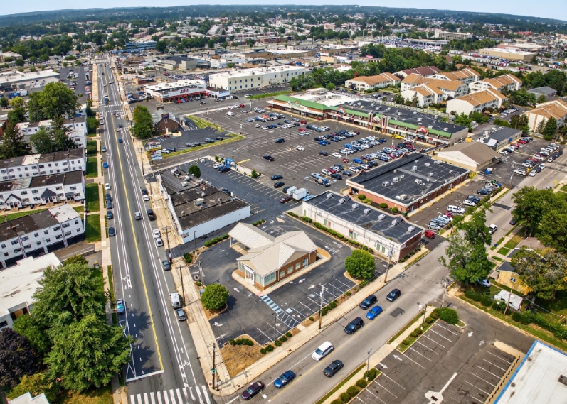 9100 Blue Grass Rd, Philadelphia, PA for lease - Building Photo - Image 2 of 3